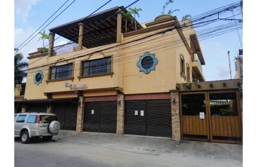 Bacolod Hotel | Budget-Friendly Accommodation at RedDoorz Casa Marabella