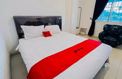 Kabanjahe Hotel | Budget-Friendly Family Stay at RedDoorz Damai Guest House