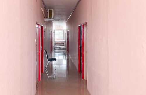Banjarmasin Hotel | RedDoorz at Ideal Home Banjarmasin