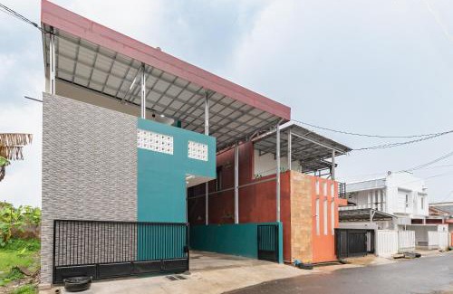 Purwokerto Hotel | RedDoorz at Inara Residence Purwokerto