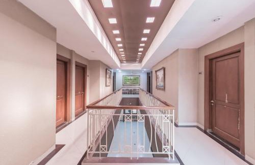 North Cirebon Hotel | Family-Friendly RedDoorz at La Mega with Ocean Views