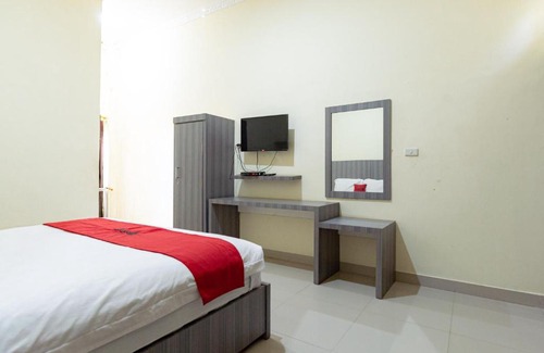 Ambarita Hotel | Kid-Friendly Getaway at RedDoorz At Pariban Homestay