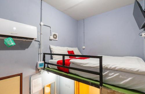 Kemang Hotel | Family-Friendly Getaway at RedDoorz At Stariez Kemang