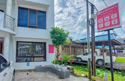 Tanjung Selor Hotel | Guest Rated 10/10: RedDoorz @ Tanjung Selor for Families