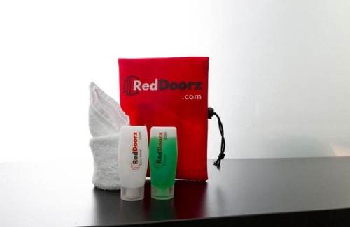 Jakarta House | Discover RedDoorz At Tebet Barat 2 - Family-Friendly Stay