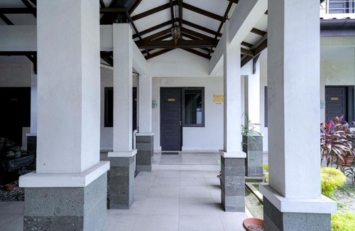 Medan Hotel | Family-Friendly Stay at RedDoorz @ Avros Guest House Medan