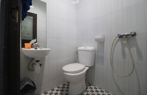 Tanjung Uncang Hotel | Budget-Friendly Stay at RedDoorz @ Batu Aji Batam