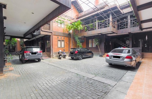 Jakarta House | Family-Friendly Getaway at RedDoorz @ Cilandak Timur