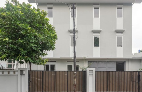 Cipete Selatan House | Budget-Friendly Stay at RedDoorz @ Cipete Raya