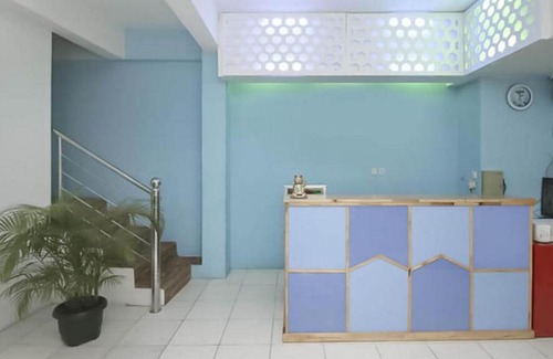 Medan Hotel | Budget-Friendly RedDoorz @ Jalan Brigjend Katamso Medan