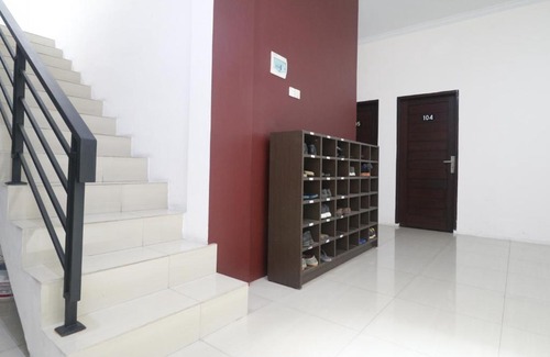 Medan House | Family-Friendly Stay at RedDoorz @ Jalan Krakatau Medan