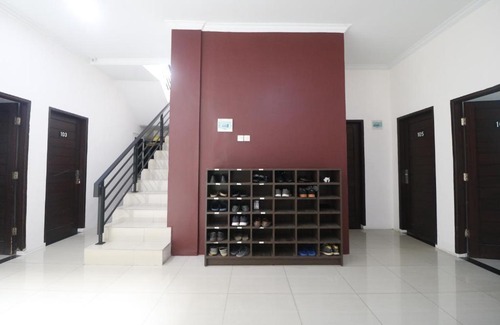 Medan House | Family-Friendly Stay at RedDoorz @ Jalan Krakatau Medan