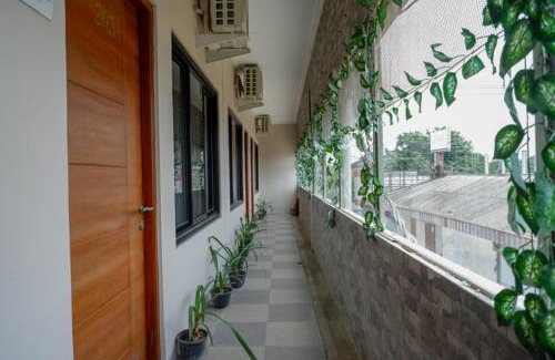 Semarang Hotel | Family-Friendly Stay at RedDoorz @ Jalan Majapahit Semarang