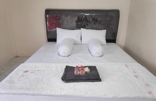 Berastagi Hotel | Guest Rated: RedDoorz @ Jalan Ujung Aji in Berastagi