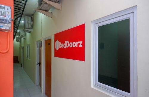 Semarang Hotel | Budget-Friendly Stay at RedDoorz @ Kawasan Industri Candi