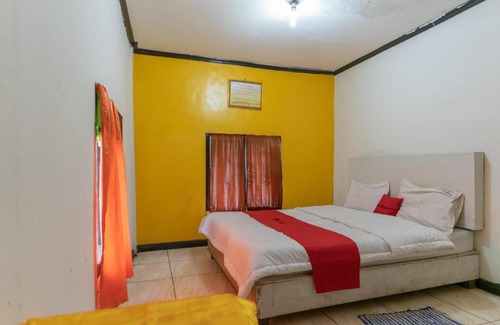Kota Sidikalang Hotel | Budget-Friendly Stay at RedDoorz @ Nantampukmas Sidikalang