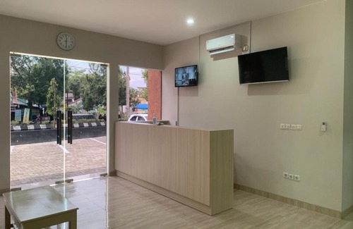 Purbalingga Hotel | Budget-Friendly RedDoorz Near Alun Alun Purbalingga