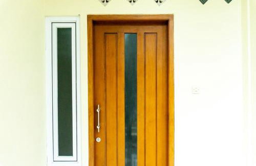 Ngawi House | Discover RedDoorz near Benteng Van Den Bosch with Breakfast