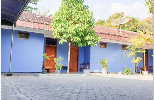 Bojonegoro Hotel | Family-Friendly RedDoorz by Bojonegoro Train Station