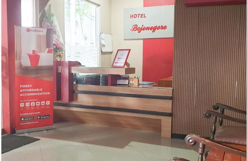 Bojonegoro Hotel | Family-Friendly RedDoorz by Bojonegoro Train Station