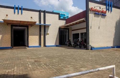 Pangandaran Hotel | Ideal Getaway at RedDoorz near Goa Panggung with Breakfast