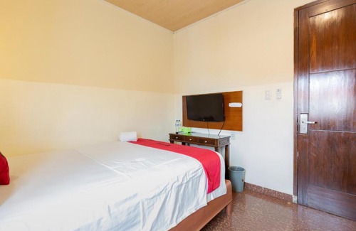 Cawang House | Budget-Friendly RedDoorz Near Halim Perdanakusuma