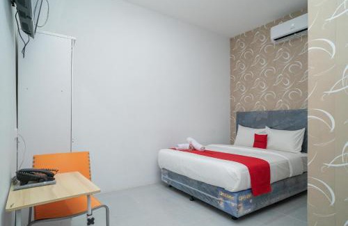 Kampung Bali Hotel | Convenient Stay at RedDoorz near Sarinah Jakarta
