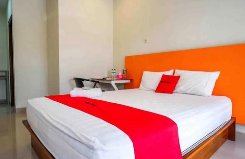 Blora Hotel | Budget-Friendly Reddoorz Near Stadion Kridosono Blora