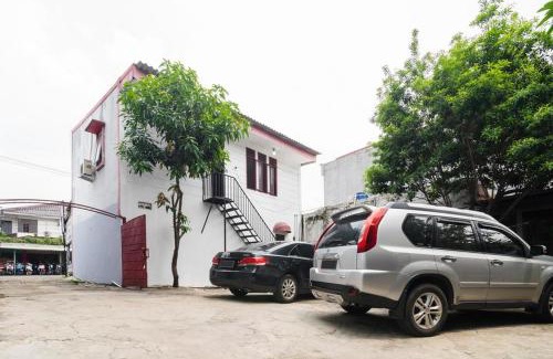 South Tangerang House | Convenient Stay at RedDoorz near Universitas Pamulang