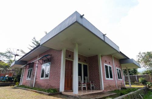 Sukabumi Hotel | Discover Family-Friendly Amenities at RedDoorz Plus Sukabumi