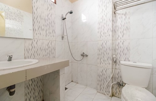 Merek House | Discover RedDoorz Plus @ Jalan Tugu Silalahi Tongging