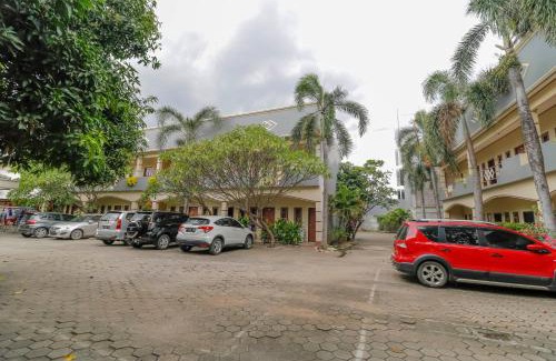 Setiabudi House | Budget-Friendly Stay at Reddoorz Plus @ Karet Pedurenan
