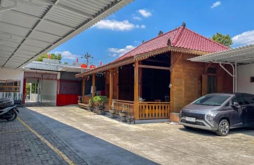 Blora Hotel | Affordable Family-Friendly Stay at RedDoorz Plus Kota Bora
