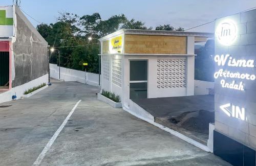 Majalengka Hotel | RedDoorz Plus near Alun Alun Majalengka