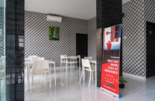 Serpong House | Comfortable Stay at RedDoorz Plus near Teras Kota 3
