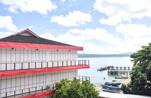Ambon Hotel | Relax at RedDoorz Plus @ Tirta Kencana with Oceanfront Views