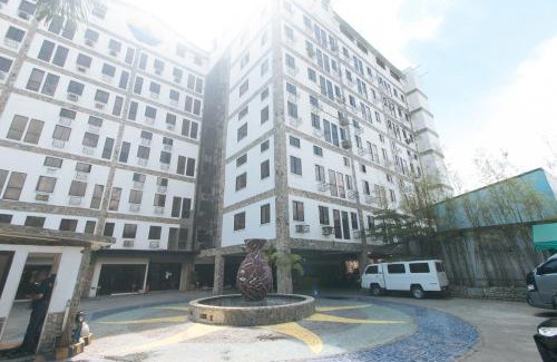 Calamba Hotel | Family-Friendly Stay at RedDoorz @ Sun Miles Condominium
