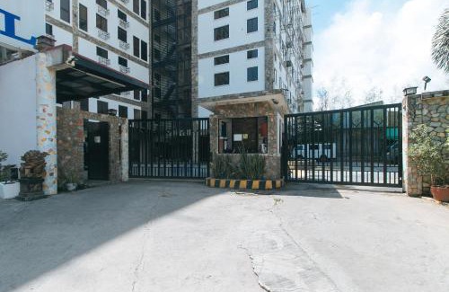 Calamba Hotel | Family-Friendly Stay at RedDoorz @ Sun Miles Condominium