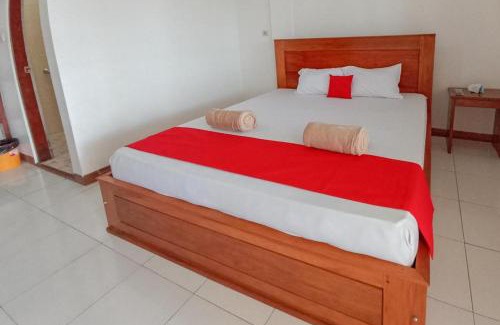 Kotaraja Hotel | Budget-Friendly RedDoorz Syariah at Abemoch Kampkey