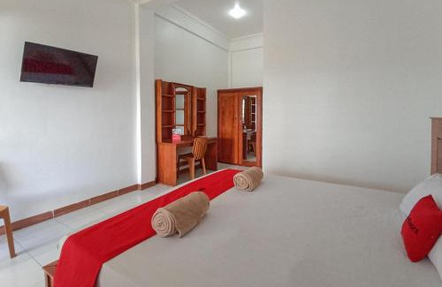 Kotaraja Hotel | Budget-Friendly RedDoorz Syariah at Abemoch Kampkey
