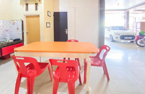 Stabat Hotel | Budget-Friendly Stay at RedDoorz Syariah, Aisyah Stabat