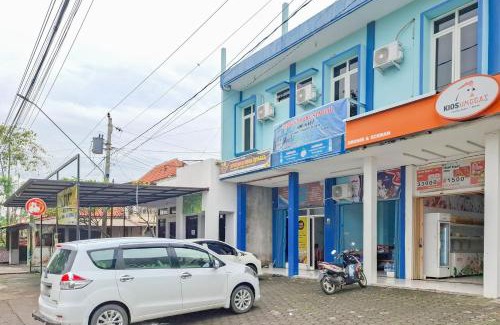 Kendal Hotel | Budget-Friendly Stay at OYO 91960 Fariza House Syariah