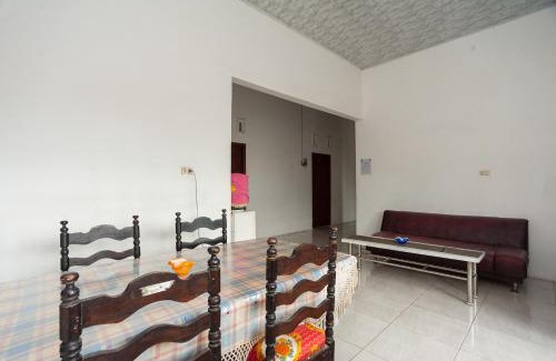 Rajabasa Hotel | Budget-Friendly Stay at RedDoorz Syariah in Lampung