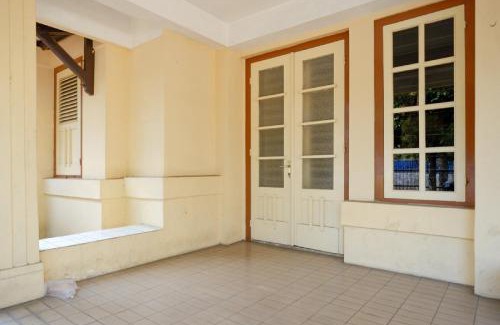Purwokerto House | Budget-Friendly RedDoorz Syariah near Alun Alun Purwokerto