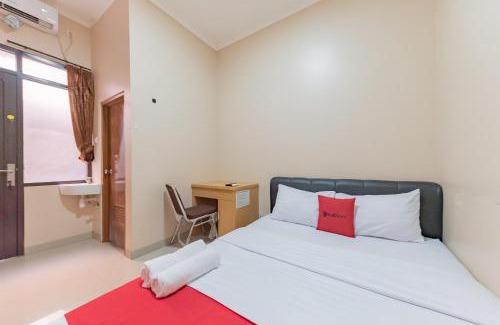 Subang Hotel | Budget-Friendly RedDoorz Syariah Near Toll Exit Subang