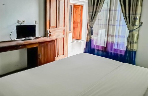 Pangandaran Hotel | Family-Friendly RedDoorz Syariah near Sunrise Park Pangandaran