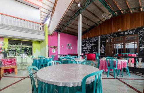 Sungai Pagu Hotel | Perfect Getaway: RedDoorz Syariah near Saribu Rumah Gadang