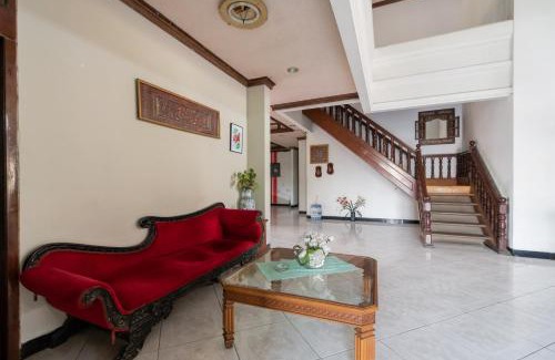 Sungai Pagu Hotel | Perfect Getaway: RedDoorz Syariah near Saribu Rumah Gadang