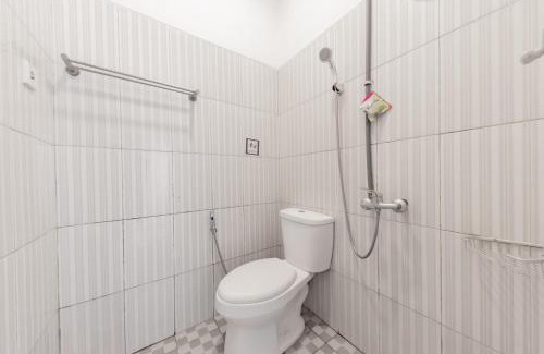 Sukabumi Hotel | Budget-Friendly RedDoorz Syariah Near RS Hermina Sukabumi