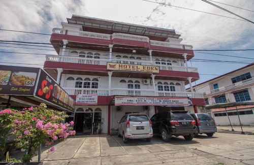Padang House | Budget-Friendly Stay at RedDoorz Syariah near Universitas Negeri Padang